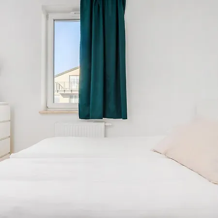 Shortstaypoland Daniszewska B192 *