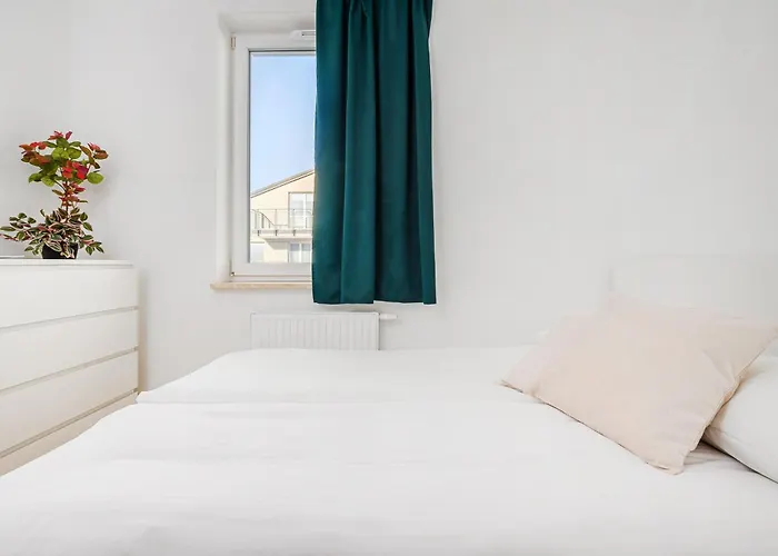 Shortstaypoland Daniszewska B192 *